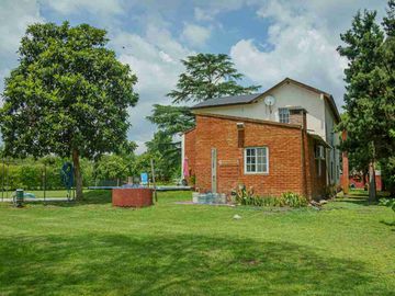 Venta casa, Barrio La celia, Tristan Suarez Ezeiza
