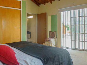 Venta casa, Barrio La celia, Tristan Suarez Ezeiza