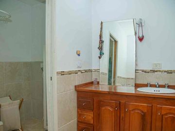 Venta casa, Barrio La celia, Tristan Suarez Ezeiza