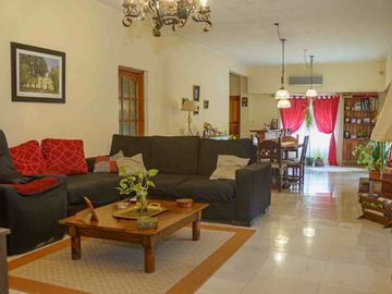 Venta casa, Barrio La celia, Tristan Suarez Ezeiza