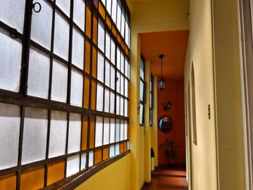 VENTA PH 4 AMB DE ESTILO , CON TERRAZA -  BARRACAS
