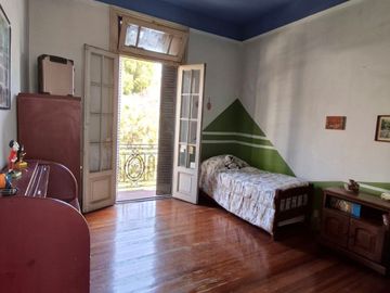 VENTA PH 4 AMB DE ESTILO , CON TERRAZA -  BARRACAS