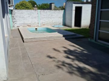 SE VENDE CASA EN LLAMBI CAMPBELL