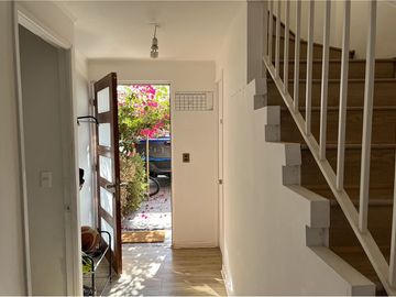En venta Casa en Valle Grande, 3 pisos, Jardín.