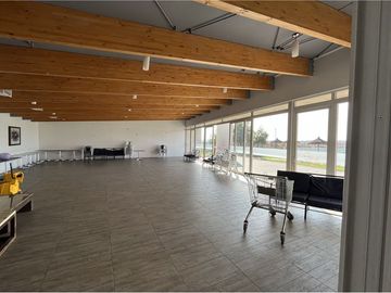En venta Casa en Valle Grande, 3 pisos, Jardín.