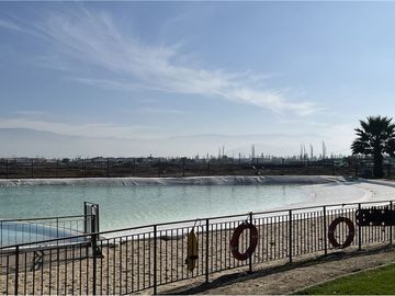 En venta Casa en Valle Grande, 3 pisos, Jardín.