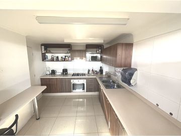 En venta Casa en Valle Grande, 3 pisos, Jardín.