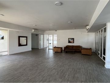 En venta Casa en Valle Grande, 3 pisos, Jardín.