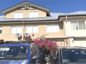 En venta Casa en Valle Grande, 3 pisos, Jardín.