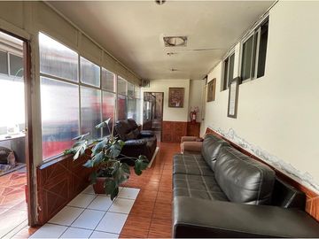 SE VENDE RESIDENCIAL FUNCIONANDO CURICO CENTRO