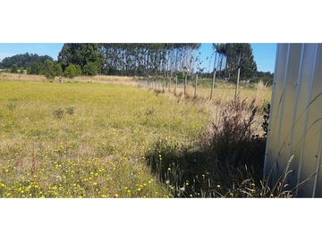 VENTA DE PARCELA CON SERVICIOS.