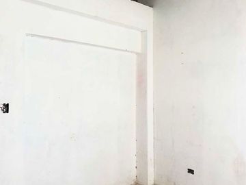 CASA EN VENTA 4 AMB LOMA VERDE ESCOBAR
