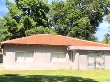 CASA EN VENTA 4 AMB LOMA VERDE ESCOBAR