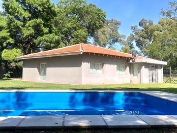 CASA EN VENTA 4 AMB LOMA VERDE ESCOBAR