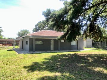 CASA EN VENTA 4 AMB LOMA VERDE ESCOBAR
