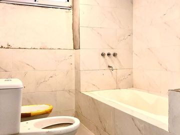 CASA EN VENTA 4 AMB LOMA VERDE ESCOBAR