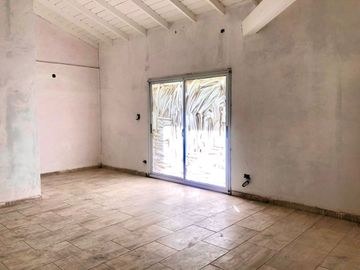 CASA EN VENTA 4 AMB LOMA VERDE ESCOBAR