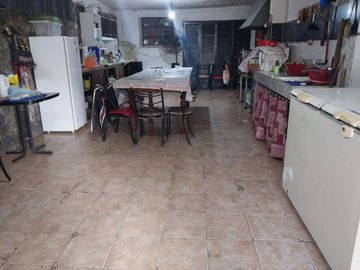 SE VENDE CASA EN CRUZ DEL EJE