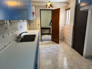 Depto CATEGORIA 3 DORM y BALCON FRENTE Plaza Roca