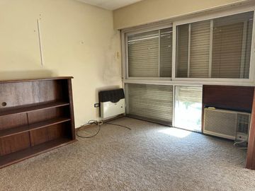 Depto CATEGORIA 3 DORM y BALCON FRENTE Plaza Roca