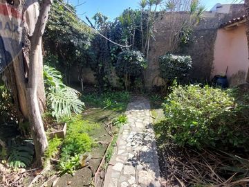 VENTA CHALET 3 AMB, COCHERA Y PATIO