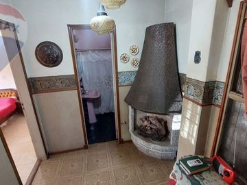 VENTA CHALET 3 AMB, COCHERA Y PATIO