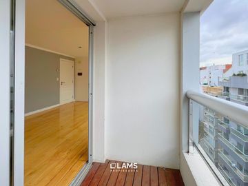 Departamento 3 ambientes en Venta - Zona Plaza Mitre