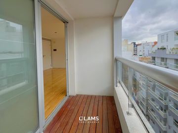 Departamento 3 ambientes en Venta - Zona Plaza Mitre