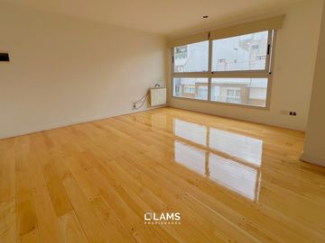 Departamento 3 ambientes en Venta - Zona Plaza Mitre