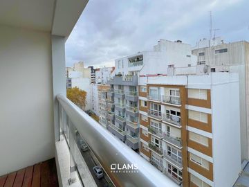 Departamento 3 ambientes en Venta - Zona Plaza Mitre