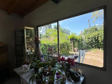 Casa en venta - 8 Dormitorios 4 Baños - La Lonja