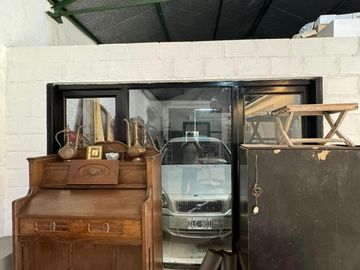 Casa en venta - 8 Dormitorios 4 Baños - La Lonja