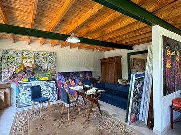 Casa en venta - 8 Dormitorios 4 Baños - La Lonja