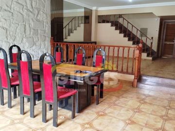 Venta de Casa 5 Amb. en Ramos Mejia  Ideal Vivienda o Uso Comercial