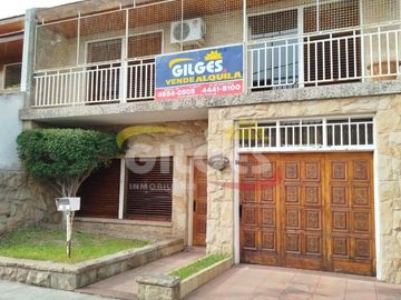 Venta de Casa 5 Amb. en Ramos Mejia  Ideal Vivienda o Uso Comercial