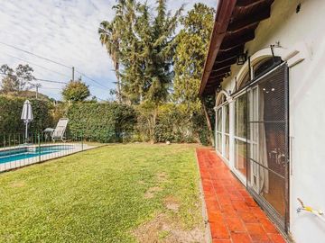 Casa en   Venta en Country Aranjuez  Escobar