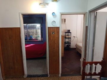 PH en venta - 2 Dormitorios 1 Baño - San Isidro