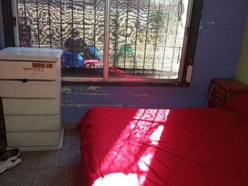 PH en venta - 2 Dormitorios 1 Baño - San Isidro