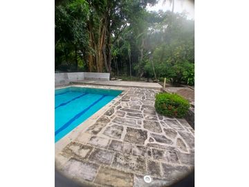 Gran finca en Bonda: 6,7 Has con lago, quebrada y piscina G-18