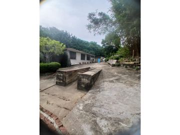 Gran finca en Bonda: 6,7 Has con lago, quebrada y piscina G-18