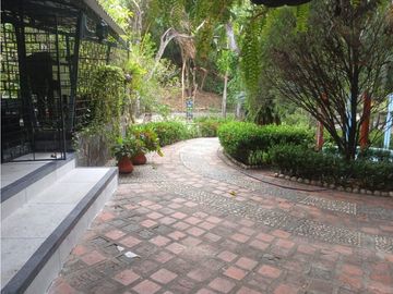 Gran finca en Bonda: 6,7 Has con lago, quebrada y piscina G-18