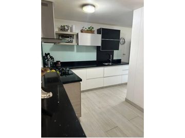 Casa Unifamiliar en venta en Loma Del Escobero Envigado