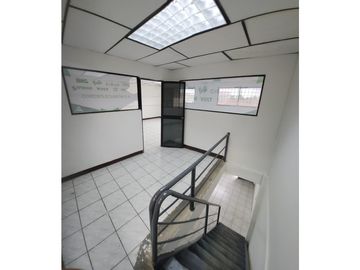 BODEGA EN ALQUILER –1200 m² CONSTRUCCIÓN – GUAYAQUIL