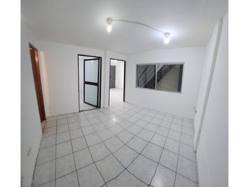 BODEGA EN ALQUILER –1200 m² CONSTRUCCIÓN – GUAYAQUIL