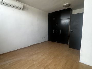 CASA EN VENTA EN EL REFUGIO SEC 2- SAN NICOLAS