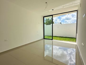CASA DE UNA PLANTA EN VENTA, EN PRIVADA, CONKAL YUCATÁN.