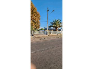 Oportunidad única venta de casa con dos departamentos en La Consulta