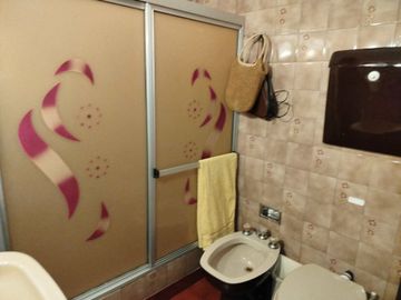 VENTA CASA 5 AMBIENTES BANFIELD APTO CREDITO