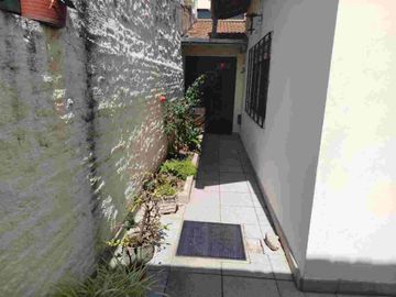 VENTA CASA 5 AMBIENTES BANFIELD APTO CREDITO