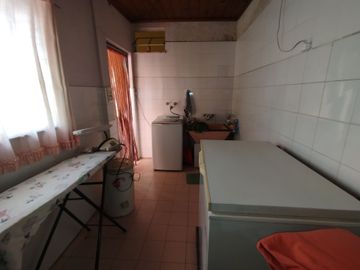 VENTA CASA 5 AMBIENTES BANFIELD APTO CREDITO